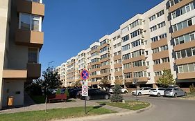 Lovely Bacau 1 Bedroom Apartment